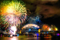FW105 Fireworks, Sydney Harbour, New Years Eve